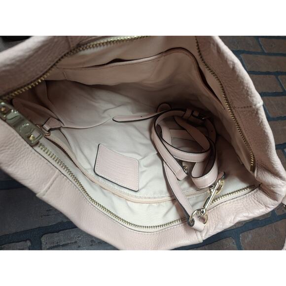 Coach Salmon Leather Side Zipped Shoulder Bag Flaws - Picture 4 of 7